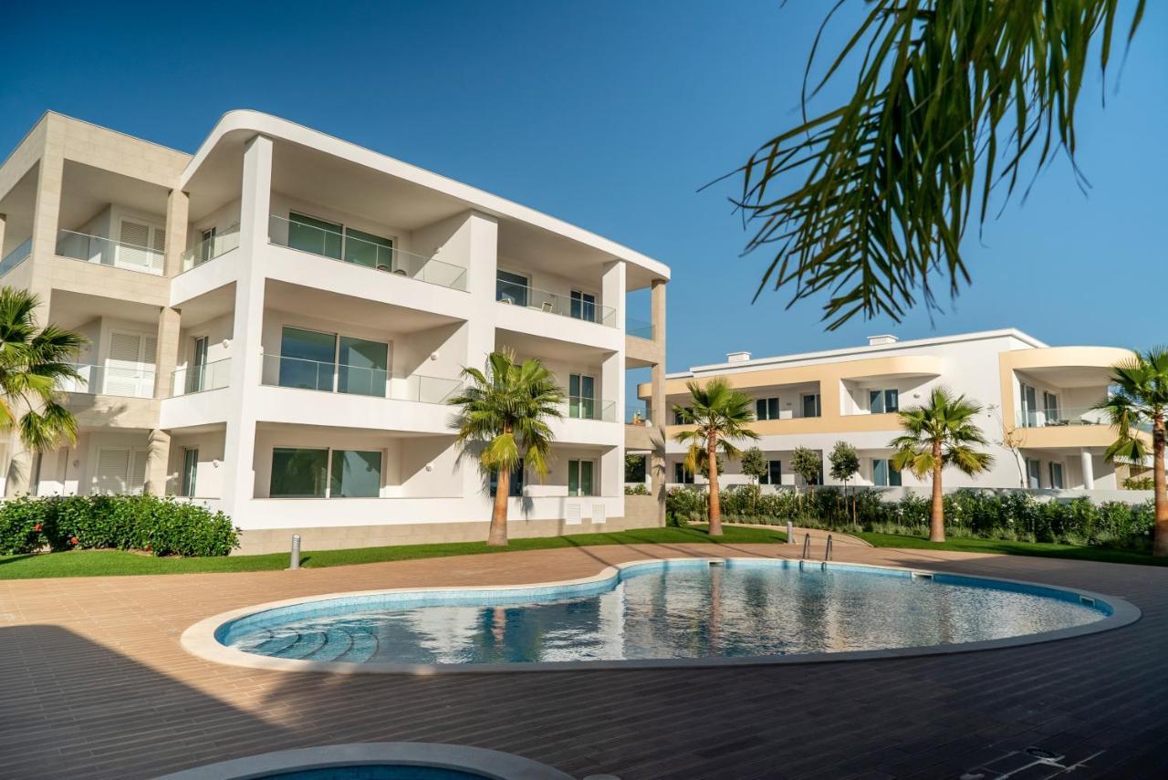 Sunset Condominium Lagos Buitenkant foto